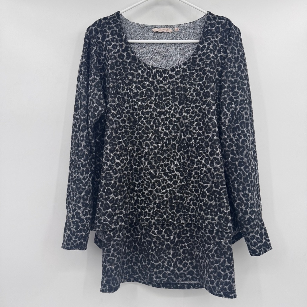 Soft Surroundings Top Women Small Animal Print Knit Long Sleeve Comfy Layered